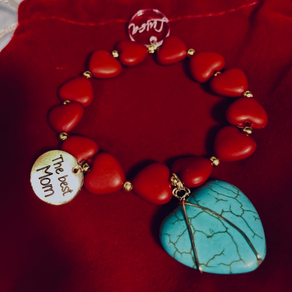 “The Best Mom” bracelet NWOT